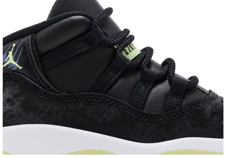 Air Jordan 11 Retro TD Black Dark Raisin