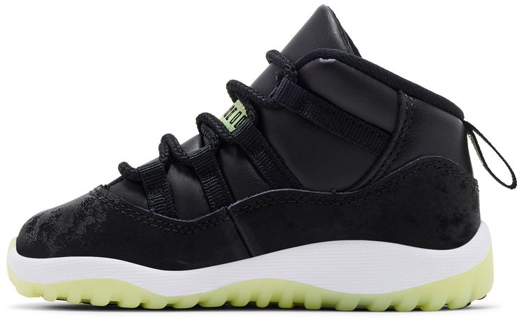 Air Jordan 11 Retro TD Black Dark Raisin