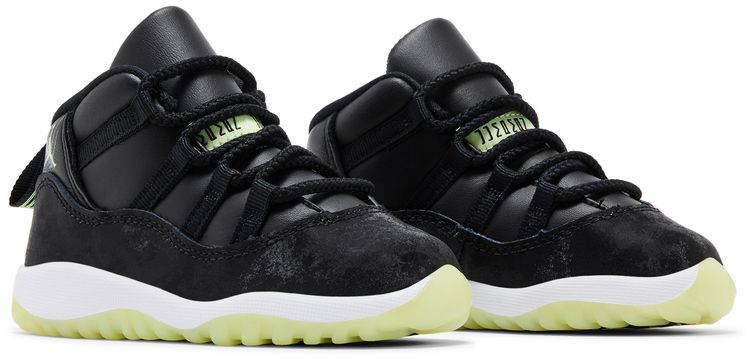 Air Jordan 11 Retro TD Black Dark Raisin