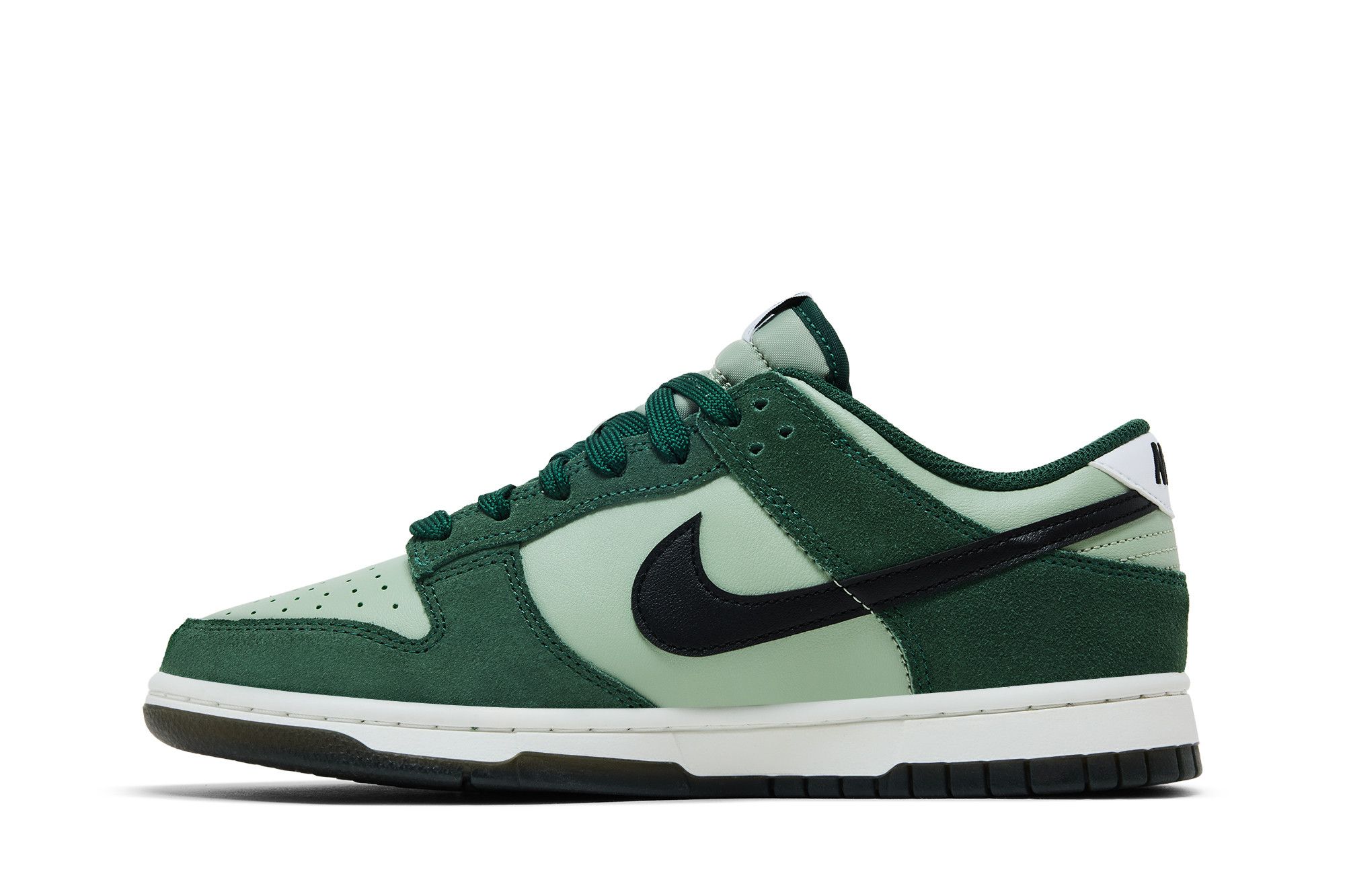 Buy Nike Dunk Low Retro SE 'Jade Horizon Fir' - IB6399 301 | GOAT