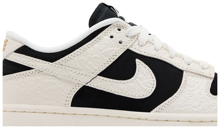 Nike Wmns Dunk Low Embossed Black Sail