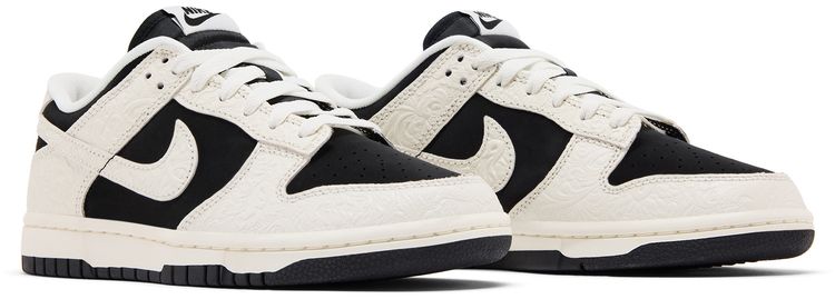 Nike Wmns Dunk Low Embossed Black Sail