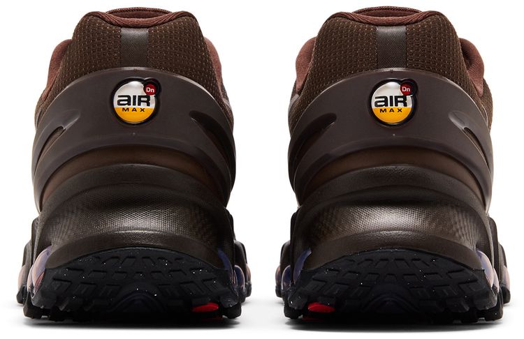 Nike Air Max DN8 Triple Brown