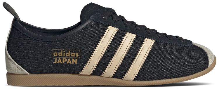 adidas Japan Core Black Sand Strata Gum