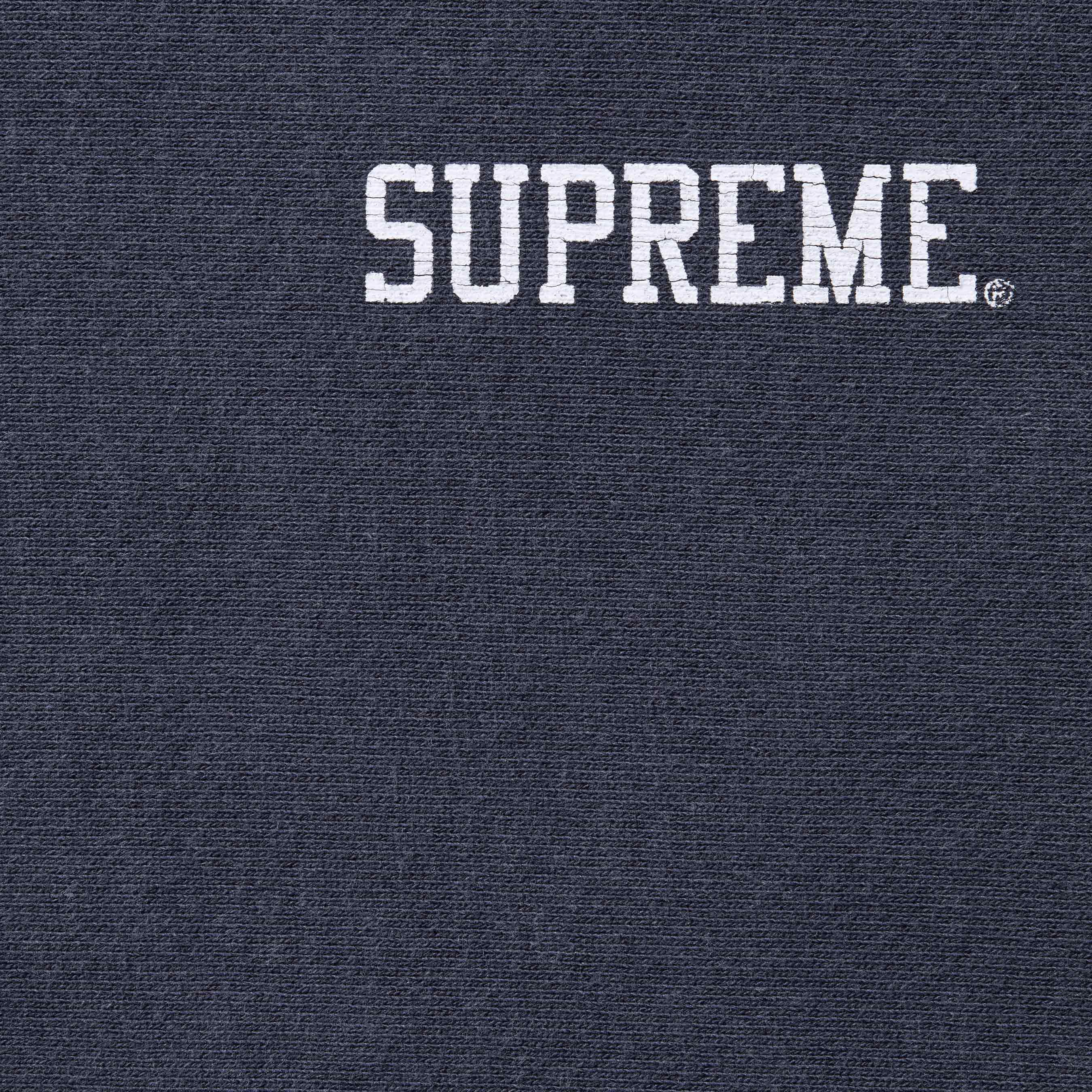 Buy Supreme Washed Crewneck 'Navy' - SS26SW103 NAVY | GOAT CA