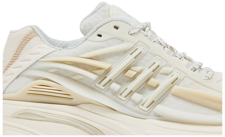 Pharrell x VIRGINIA x adidas Adistar Jellyfish Triple White