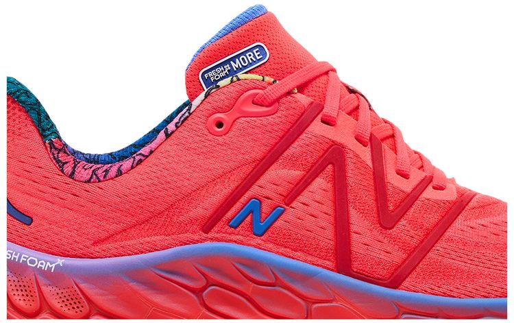 New Balance Fresh Foam X More v4 Electric Red Bright Lapis