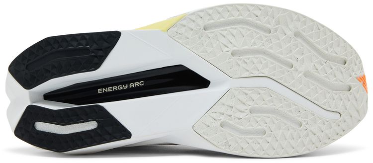 New Balance FuelCell SuperComp Trainer v3 Sunrise Pack
