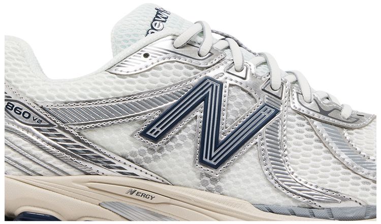 New Balance 860v2 White Silver
