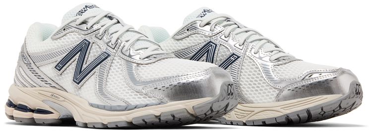 New Balance 860v2 White Silver