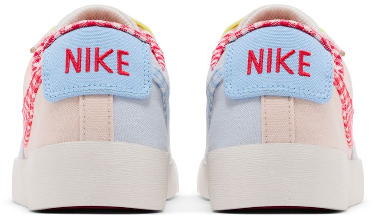 Nike Wmns Blazer Low LX Picnic