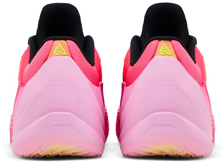 Nike Giannis Freak 8 Hyper Pink Hyper Orange