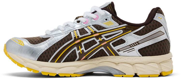 VANDYTHEPINK x ASICS Gel Kayano 121 Chocolate