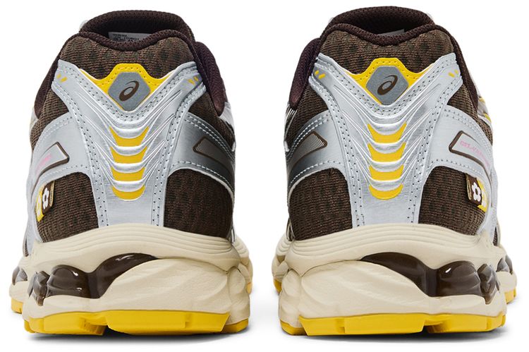 VANDYTHEPINK x ASICS Gel Kayano 121 Chocolate