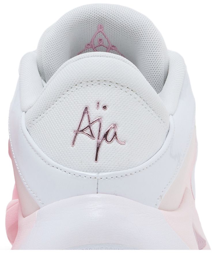 Nike Wmns AOne 1 Draft Pick
