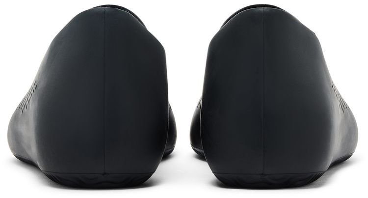 YZY AQ 01 Black