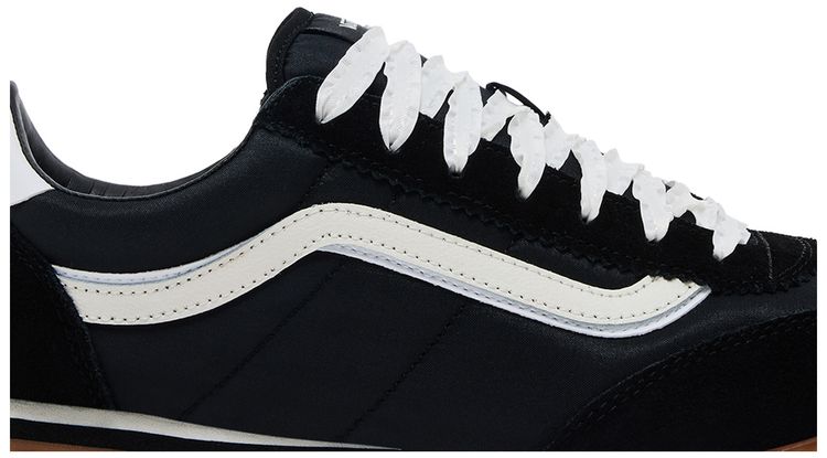 Vans Wmns Super Lowpro Black White