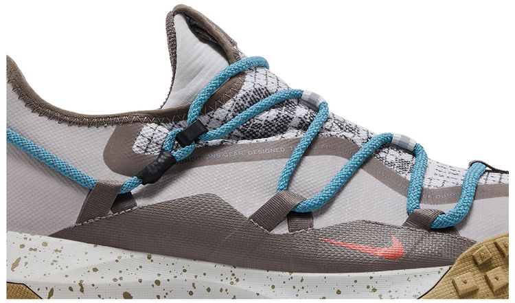 Nike ACG Mountain Fly Low GORE TEX College Grey Picante Red
