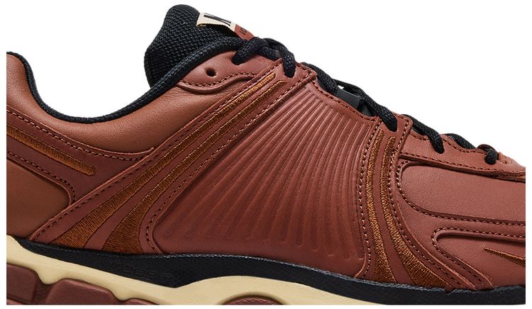 Nike Zoom Vomero 5 Swooshless