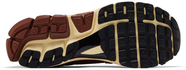 Nike Zoom Vomero 5 Swooshless