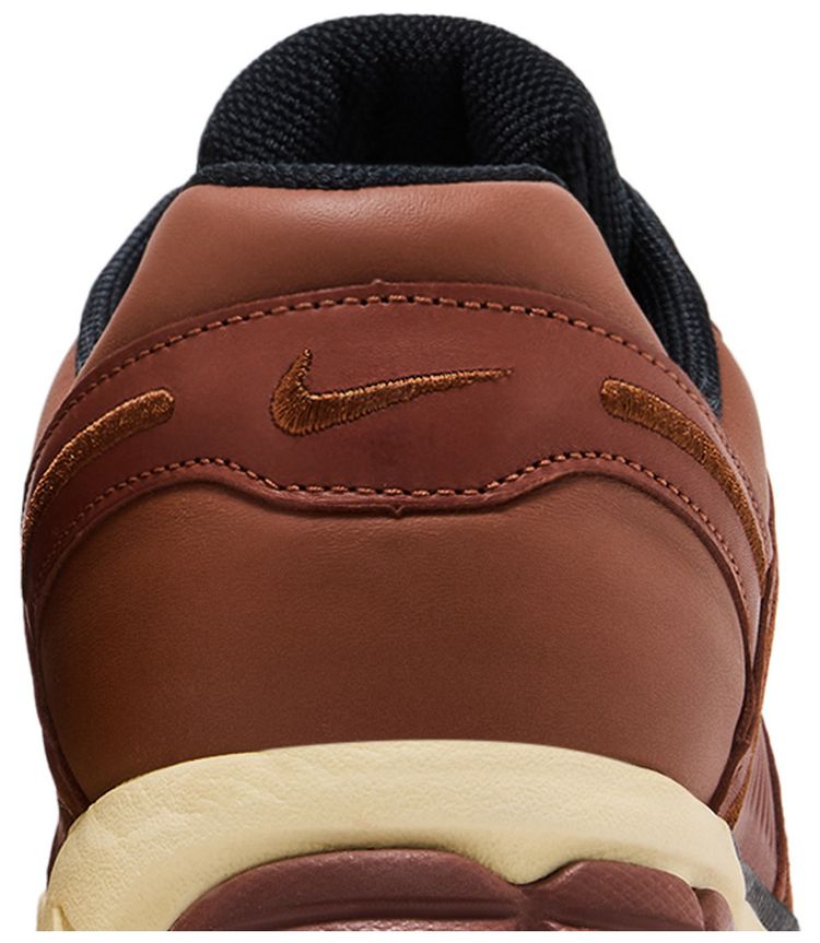 Nike Zoom Vomero 5 Swooshless
