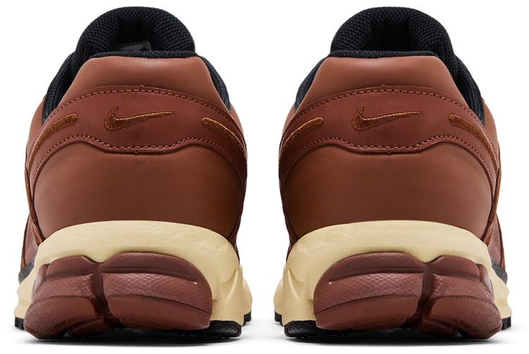 Nike Zoom Vomero 5 Swooshless