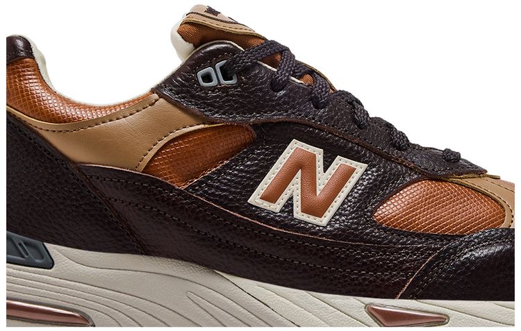 New Balance 991v2 Made In UK Chocolate Plum