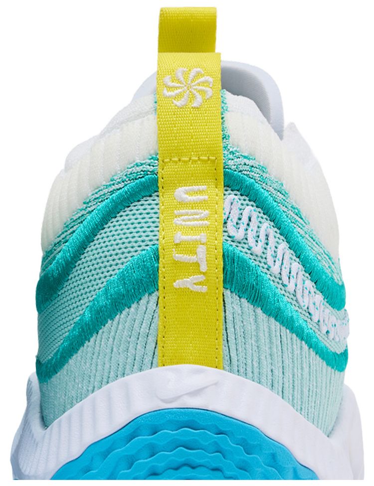Nike Cosmic Unity 3 EP Jade Ice