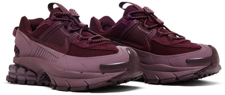 Nike Wmns Zoom Vomero Roam Burgundy Team Red