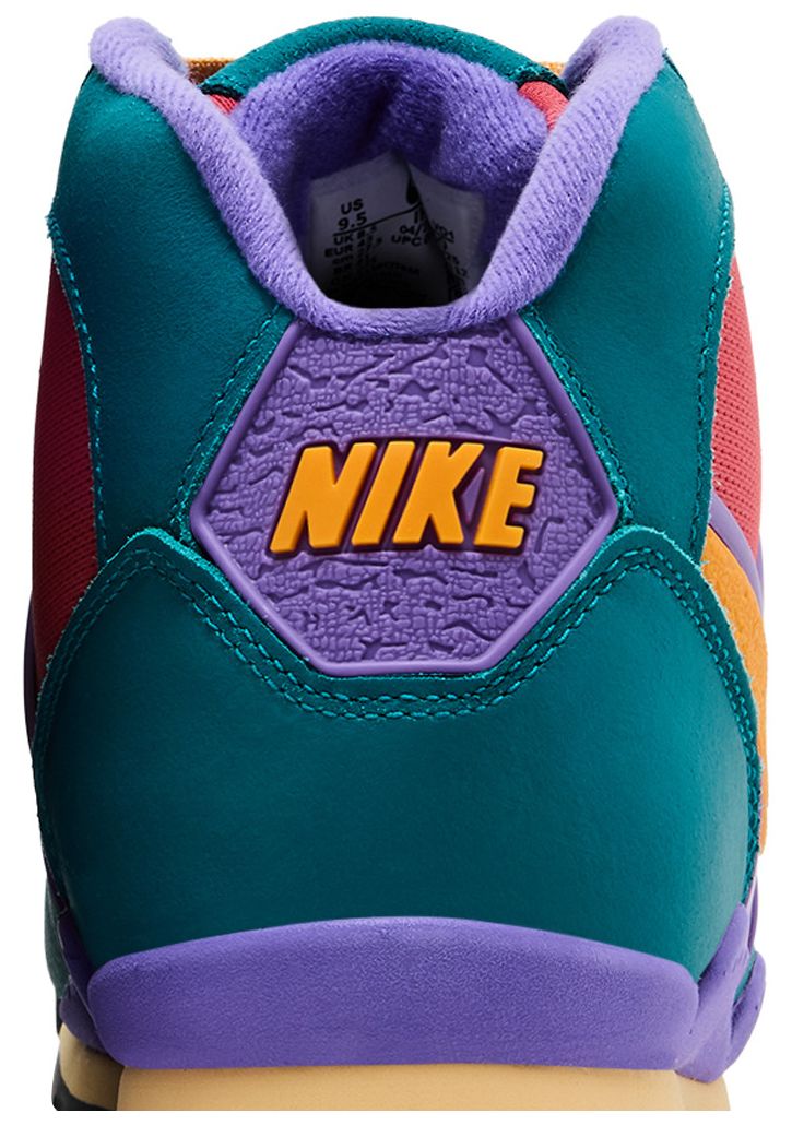 Nike Baltoro Bright Spruce Kumquat