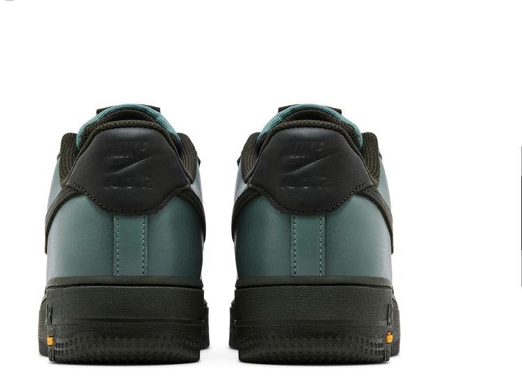 Nike Air Force 1 GORE TEX Clay GreenSpeed YellowSequoia
