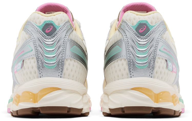 VANDYTHEPINK x ASICS Gel Kayano 121 Vanilla