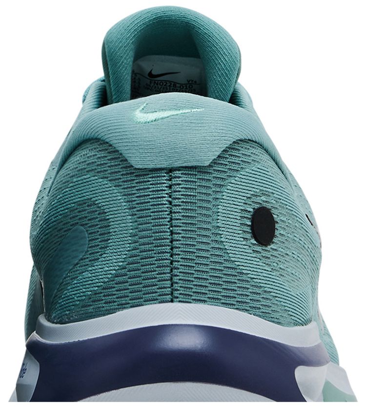 Nike Journey Run Cannon Sanded Purple