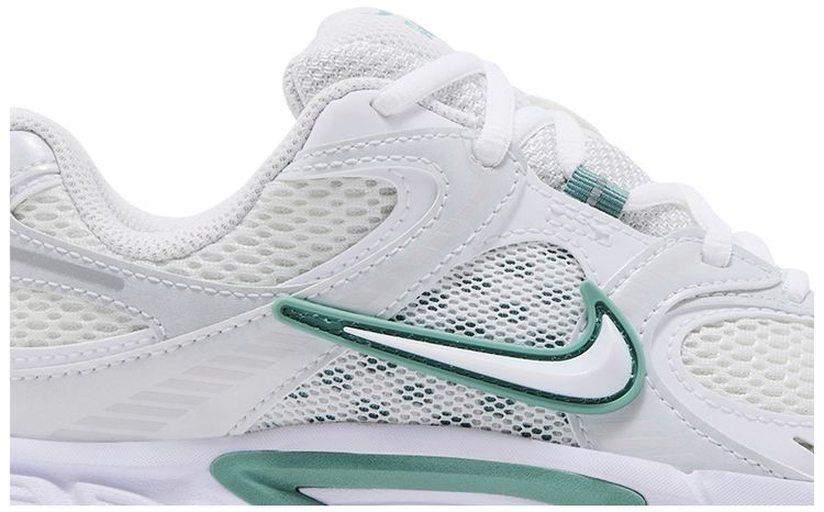 Nike Wmns V5 RNR Summit White Cannon