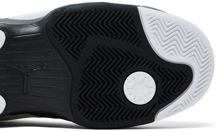 Air Jordan Max Aura 6 White Gold Black