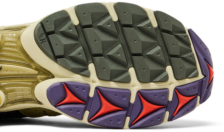 A Feeling x Saucony ProGrid Paramount Science of WOW
