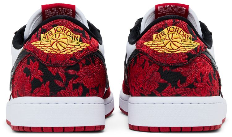 Air Jordan 1 Low OG Last Dance At The Garden