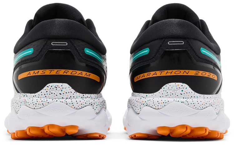 Pieter Ceizer x Mizuno Wave Skyrise Amsterdam