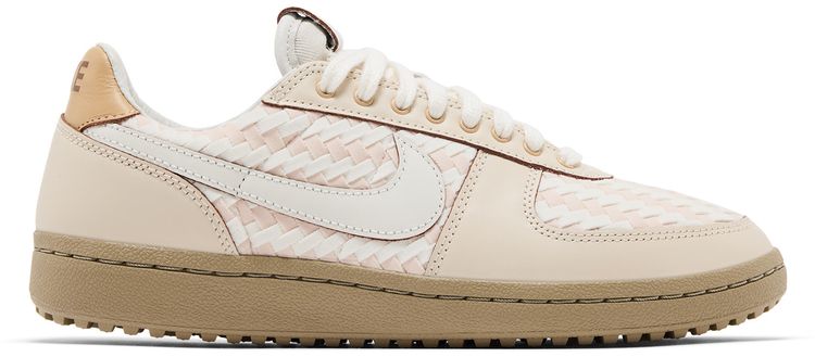 Nike Wmns Field General 82 Woven