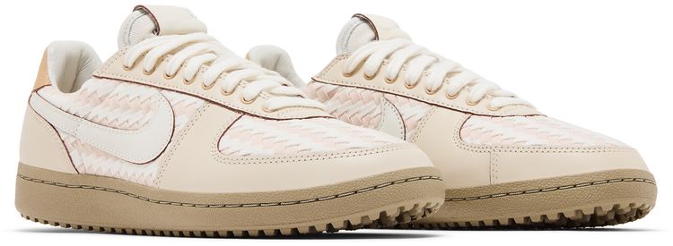 Nike Wmns Field General 82 Woven