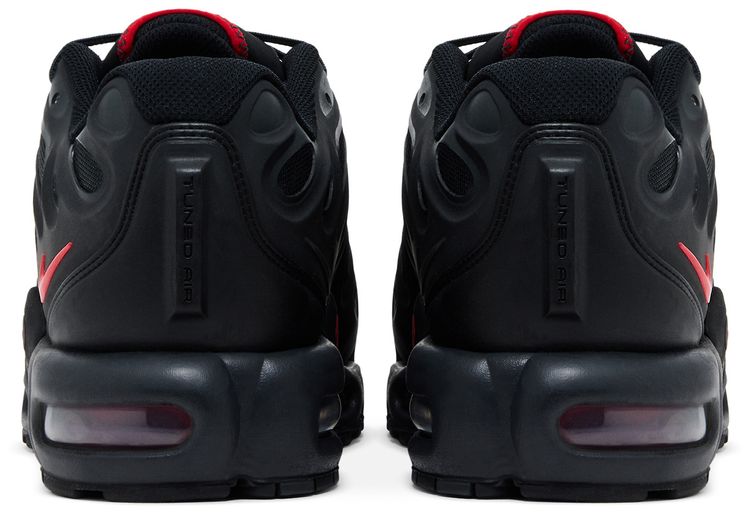 Nike Air Max Plus Drift Bred