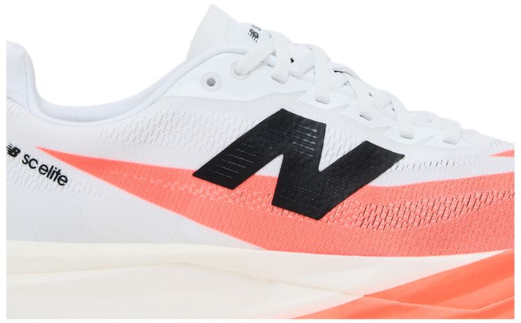 New Balance Wmns FuelCell SuperComp Elite v5 Urgent Red