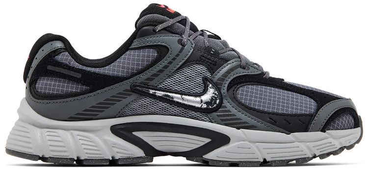 Nike V5 RNR SE Iron Grey Metallic Silver