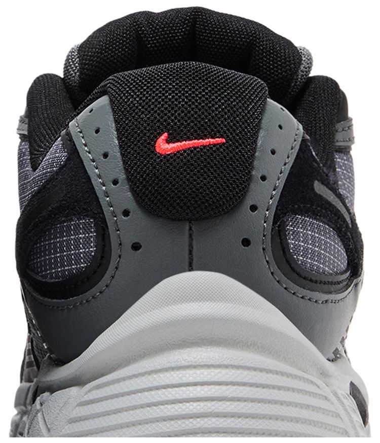 Nike V5 RNR SE Iron Grey Metallic Silver