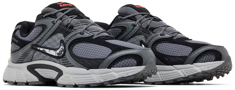 Nike V5 RNR SE Iron Grey Metallic Silver