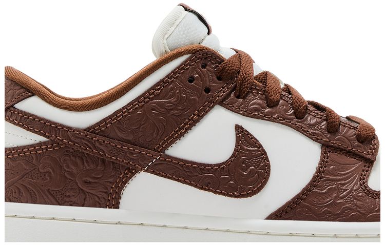 Nike Wmns Dunk Low Sail Metallic Gold