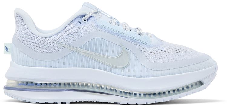 Nike Wmns Pegasus Premium Football Grey