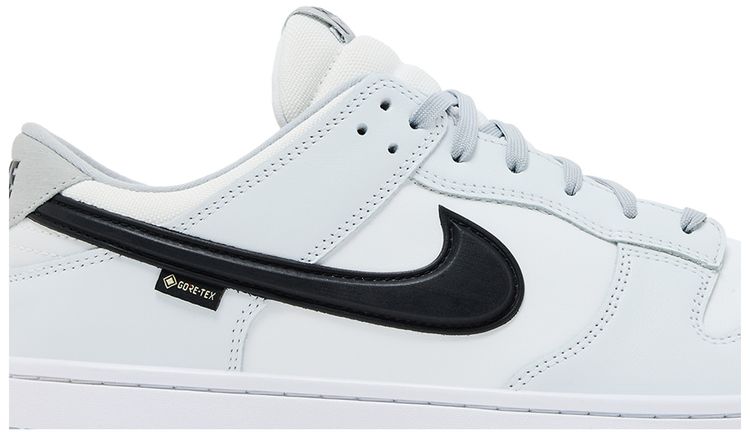 Nike Dunk Low Summit White Black