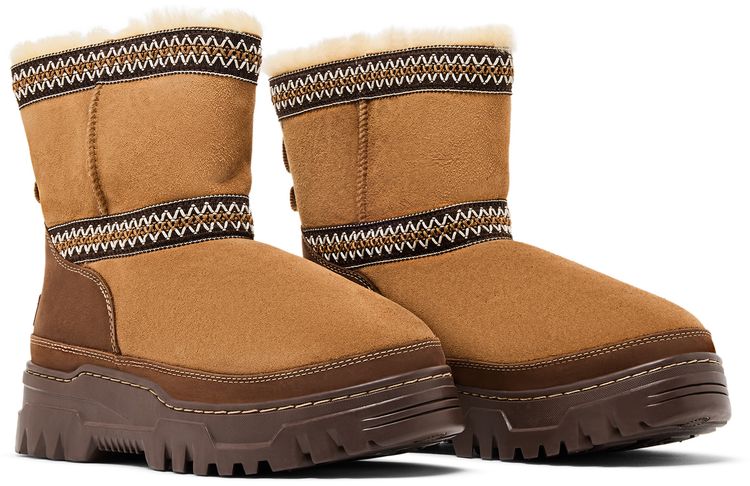 UGG Classic Mini TrailGazer Chestnut