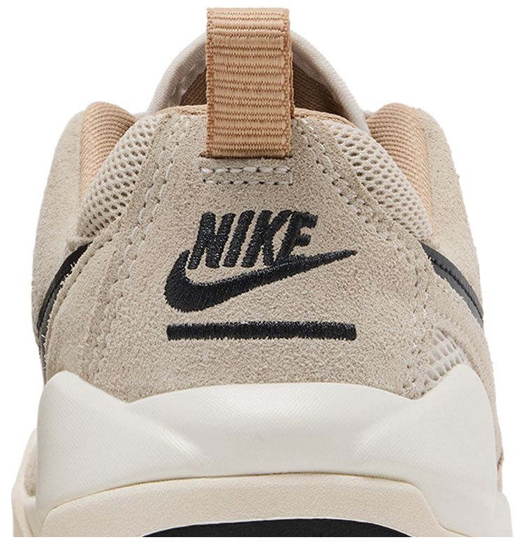 Wmns Air Jordan CMFT Era Light Orewood Brown